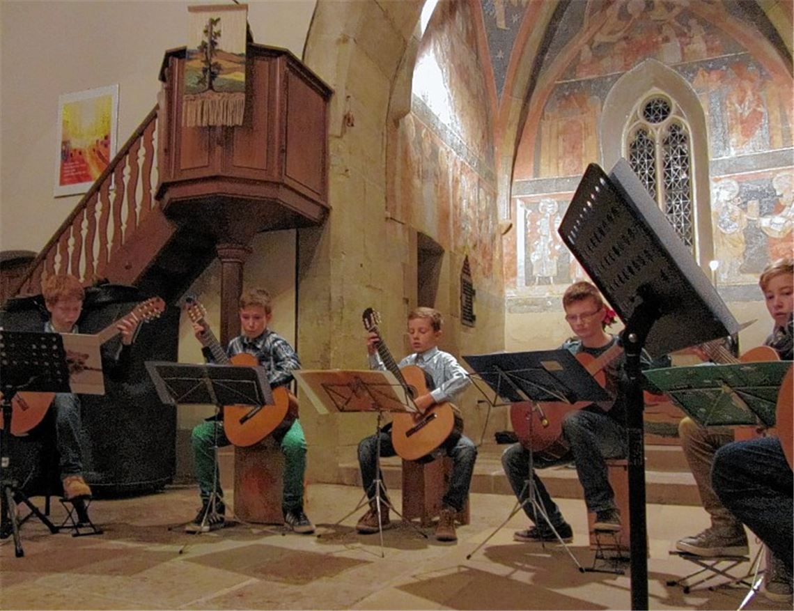 Für den guten Zweck: Andres Scheibs Schüler spielen den „Goblin Walk“.