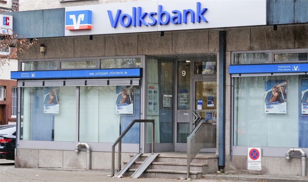 Für die Filiale in Illingen bedeutet die neue Ausrichtung der Volksbank pur das Ende. Sie wird voraussichtlich im Herbst geschlossen und mit Mühlacker zusammengeführt. Fotos: Friedrich
