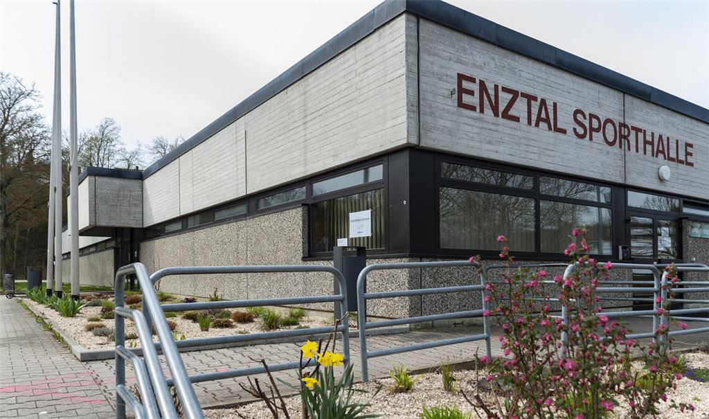 Für die Sanierung der Enztal-Sporthalle in Mühlacker fließt laut Gunther Krichbaum (CDU) vorerst kein Geld vom Bund. In der Senderstadt muss man wohl auf eine neue Förderrunde warten. Foto: Archiv