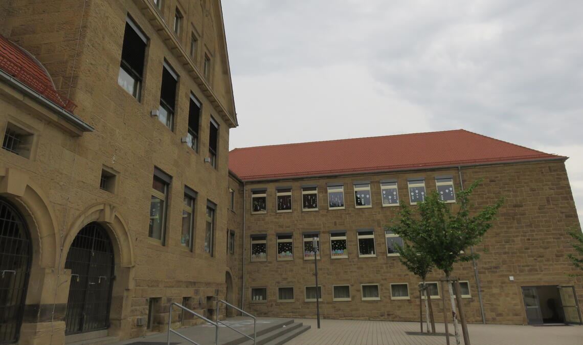 Für die Sanierung der Trinkwasseranlage an der Faust-Schule sind bisher keine Angebote eingegangen. Nun wird das Aufgabenpaket angepasst. Foto: Becker