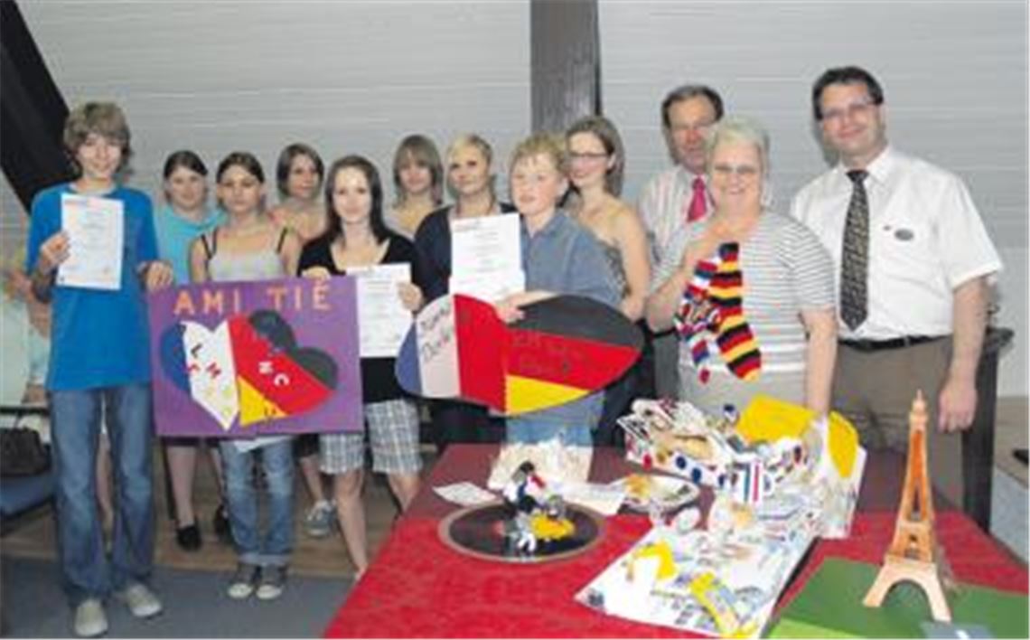 Für ihre Ideen und deren Umsetzung haben sich Jugendliche aus Maulbronn und Knittlingen die Anerkennung des Partnerschaftskomitees verdient.
Foto: Filitz 