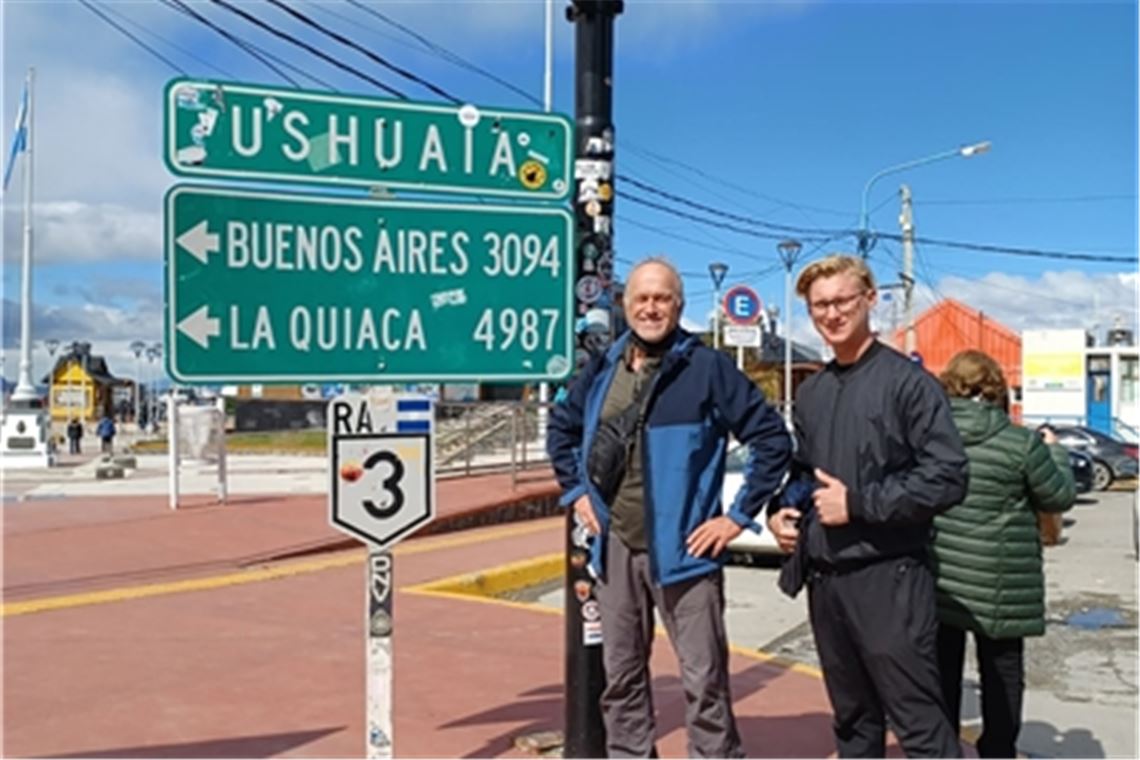 Für ihre Mühen, Kilometer um Kilometer mit dem Fahrrad zurückzulegen, belohnen sich Thomas und Malte Stüber mit eindrucksvollen Impressionen in wilder Natur oder in der Stadt. Noch bis Ende dieser Woche verweilt das Duo in der Stadt Ushuaia, bevor es wieder den Rückweg in Richtung Mühlacker antritt. Fotos: privat