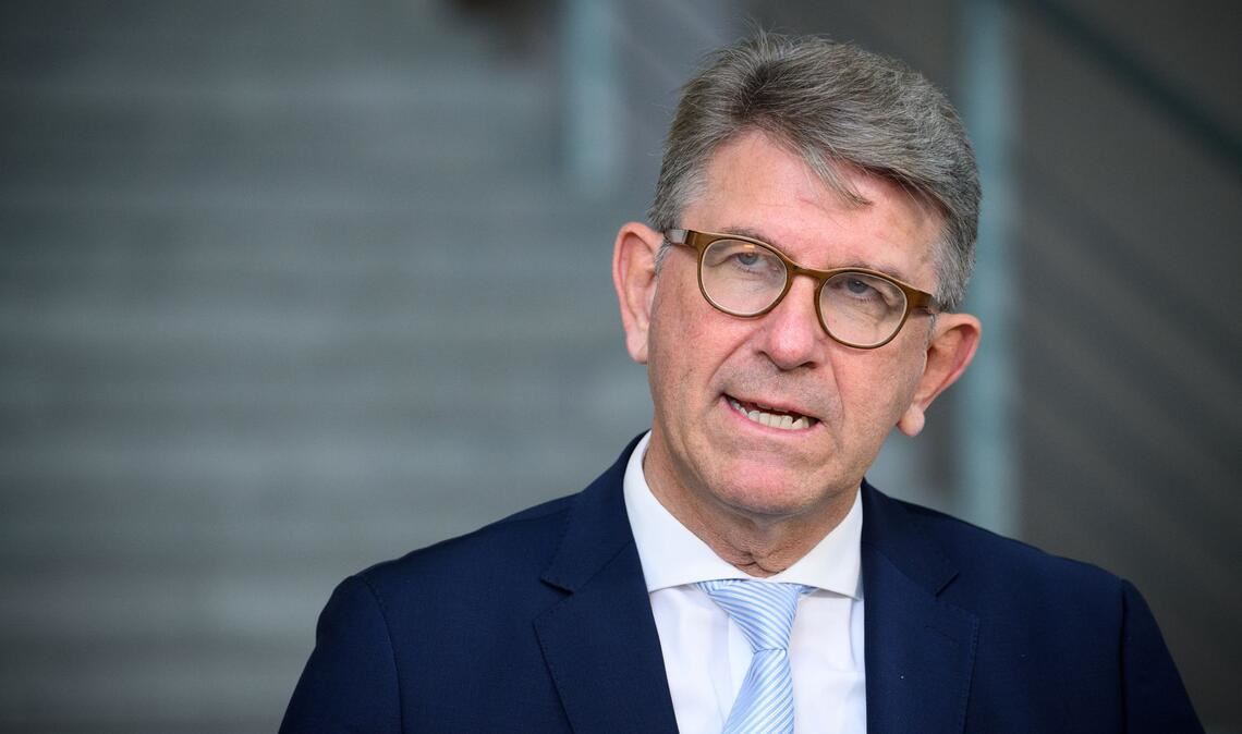 Für sein Vorgehen bekommt Kulturstaatsminister Wolfram Weimer viel Kritik. (Archivfoto)