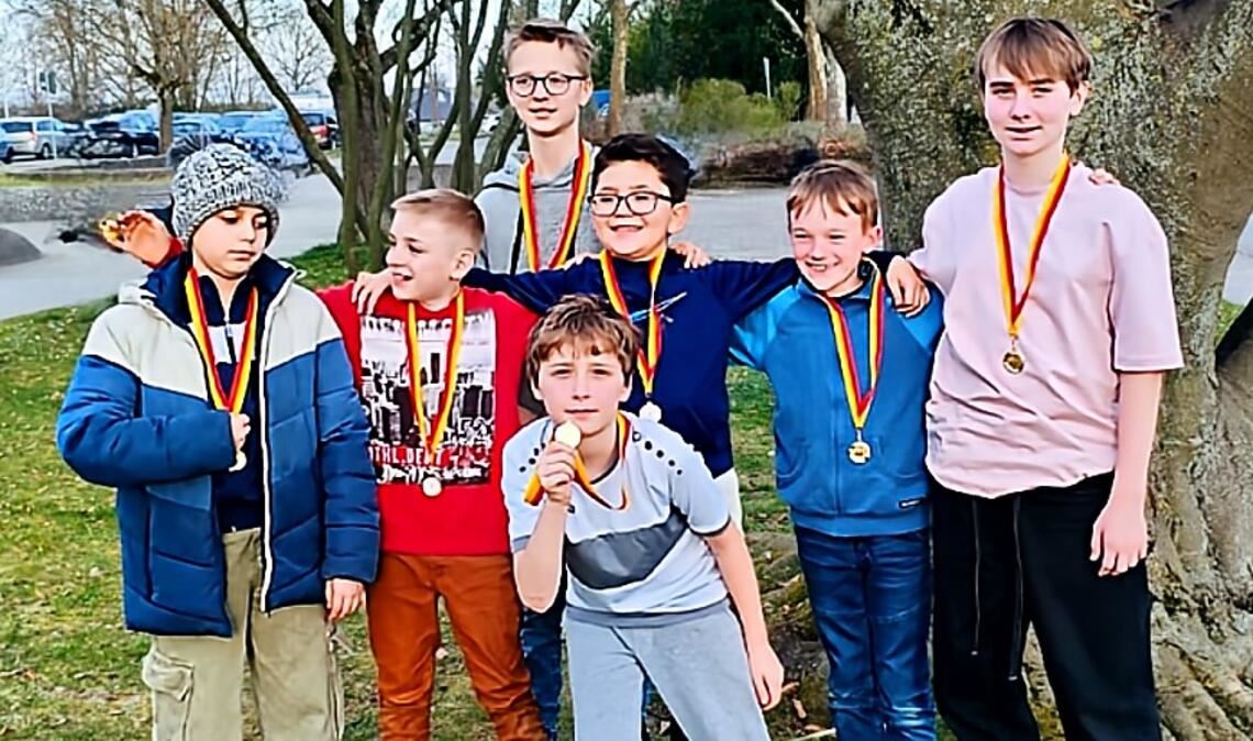 Für seine Leistung bekommt jeder der Teilnehmer eine Medaille. Foto: privat