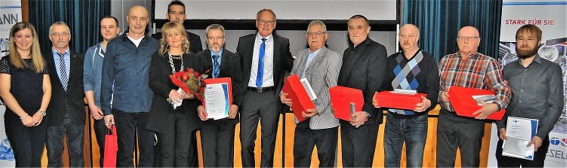 Kieselmann ehrt treue Mitarbeiter