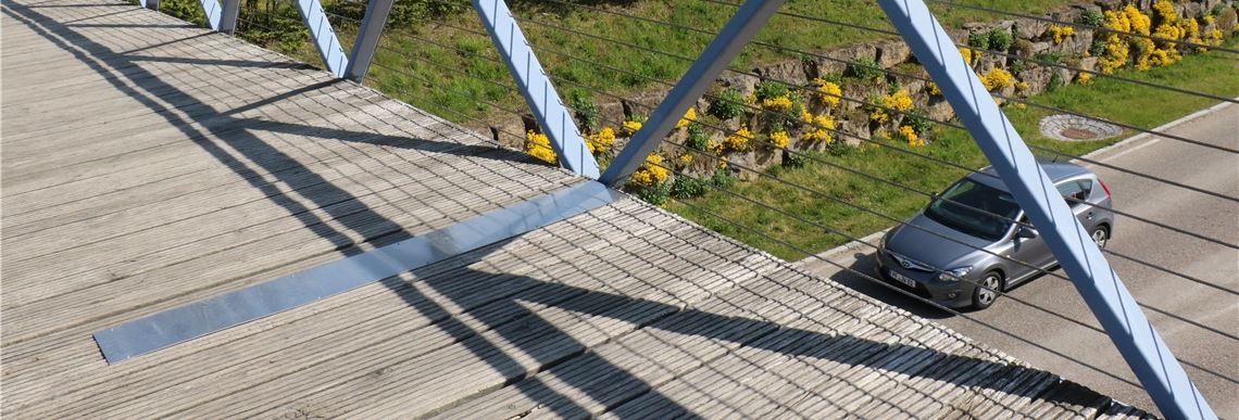 Fußgängerbrücke zum Bauhof.oda