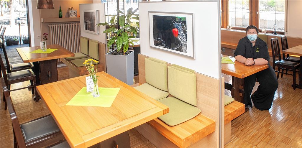 Gäste sind in der Corona-Zeit auch im „Scharfen Eck“ rar, wie Geschäftsführerin Karin Frommherz bedauert.Foto: Fotomoment