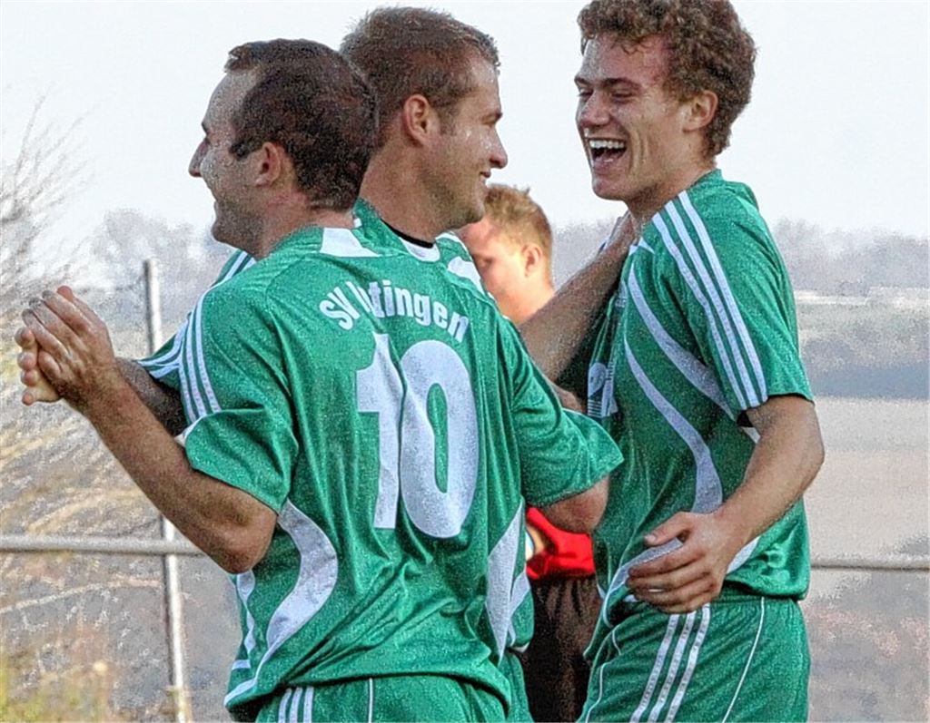 Gefühlter Neuzugang: Julian Schreder (re., mit Marc Nowotny und Heiko Knödl) ist nach einjährigem Auslandsstudium zurück. Archivfoto: Eigner