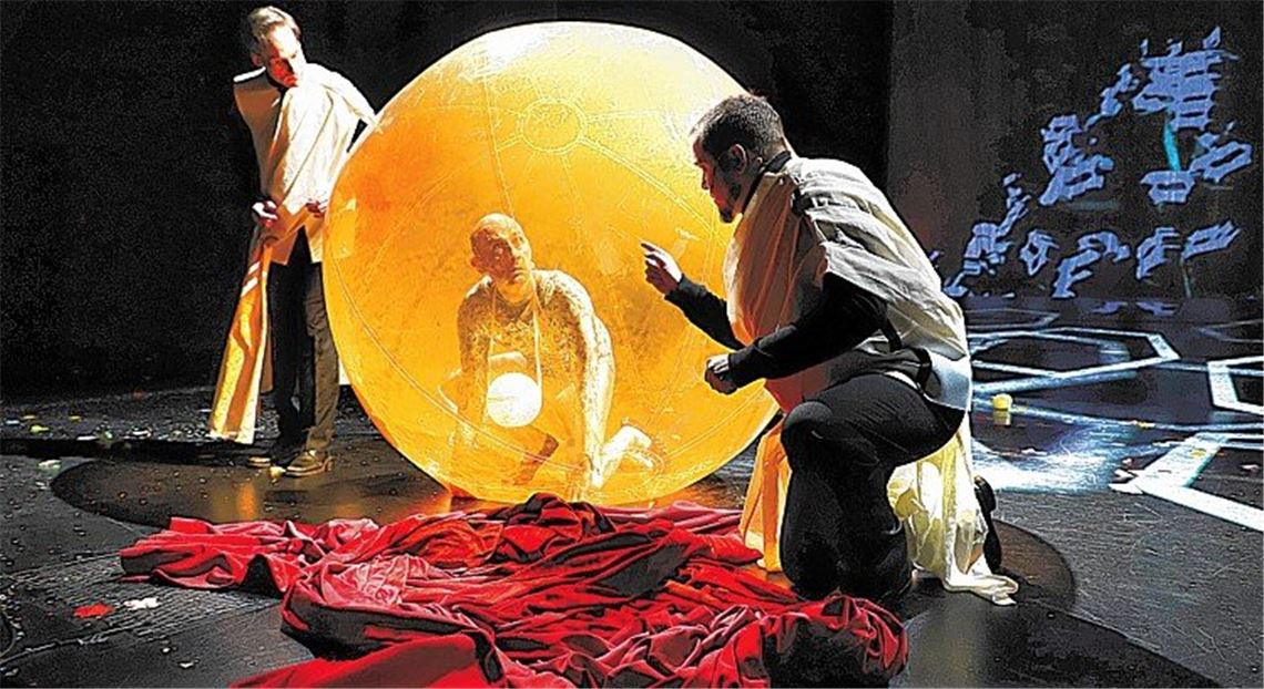 Welttheater in modernem Gewand