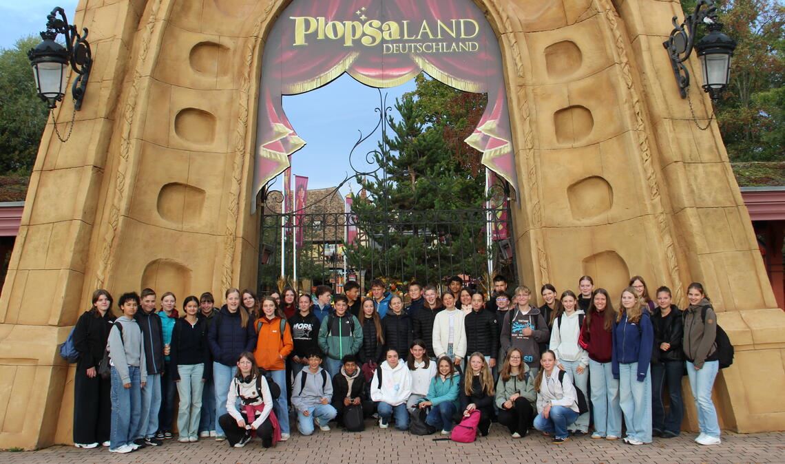 Gemeinsamer Ausflug der französischen Gäste und ihrer Gastgeber ins „Plopsaland“ in Hassloch. Foto: privat