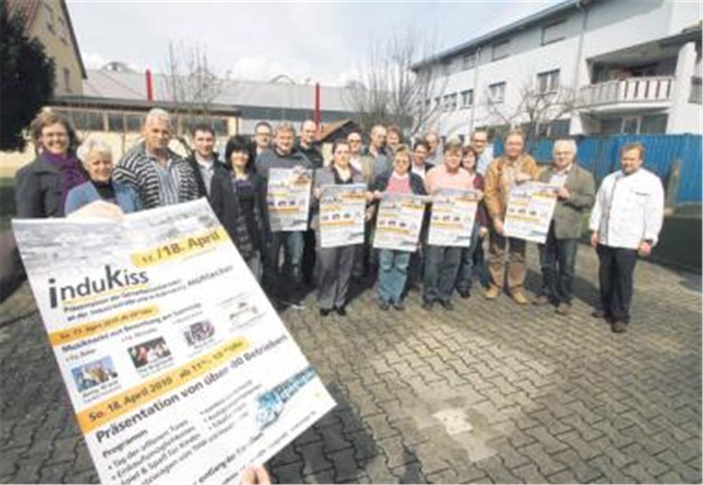 Gemeinsames Engagement: Die Organisatoren der zweitägigen Veranstaltung im Mühlacker Industriegebiet mit Anette Leitner (li.) von der städtischen Wirtschaftsförderung.
 Foto: Tilo Keller