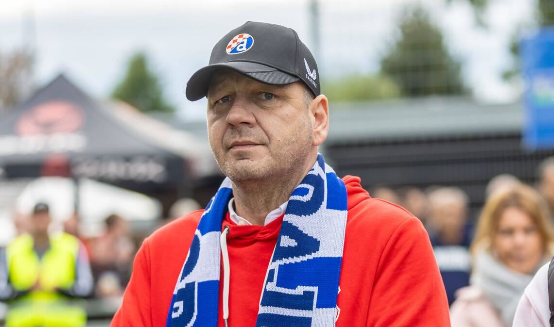 Georg Koch bei einem  Benefizspiel 2024 in Much (Archivbild)