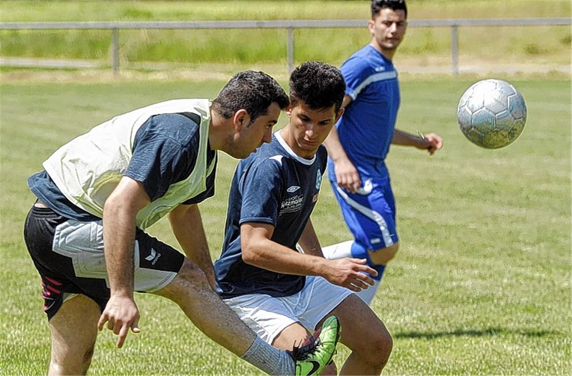 Gerade rechtzeitig zum Turnier ist der Enztalsportplatz wieder trocken . Foto: Fotomoment