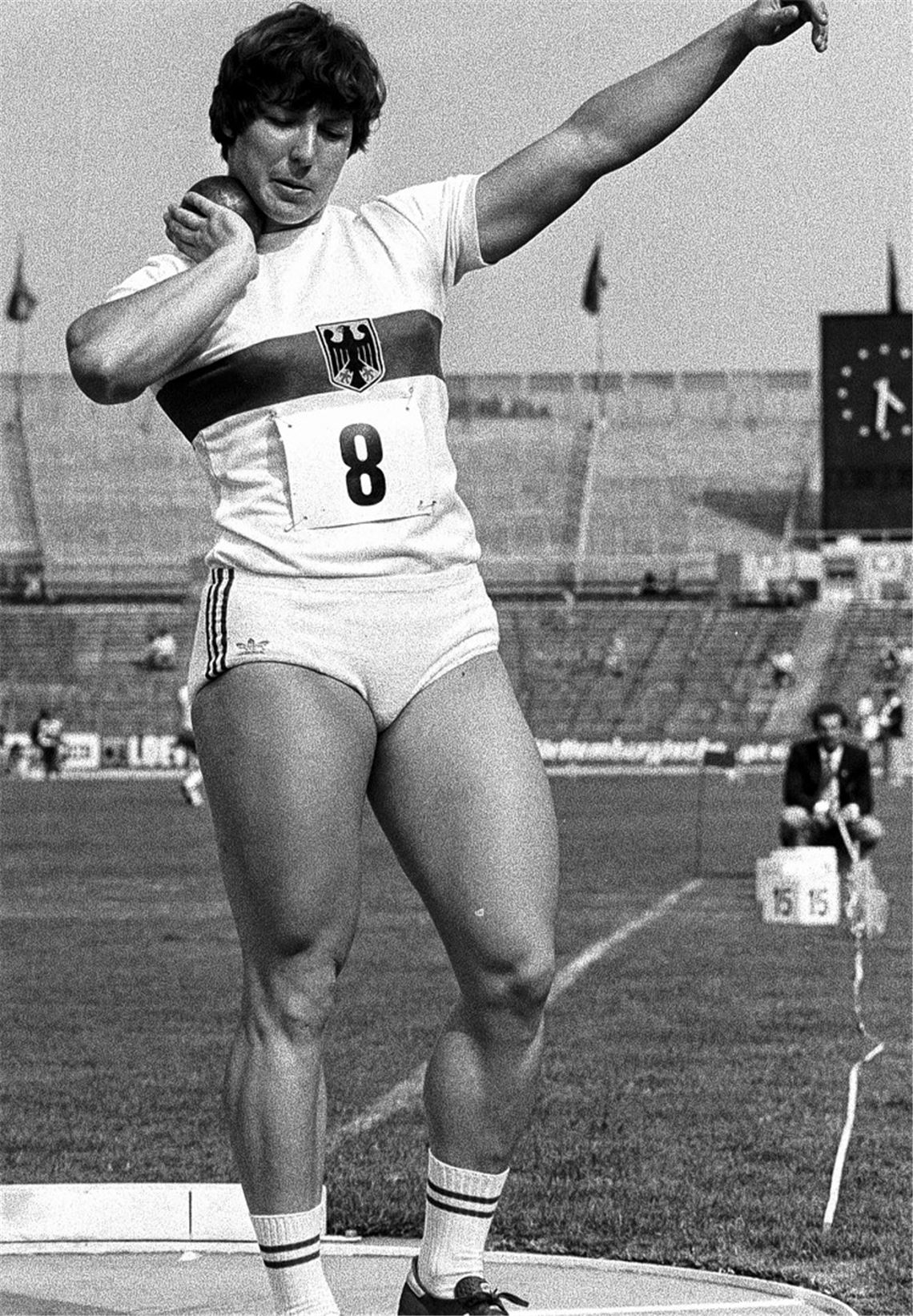 „Gescheit trainieren und ernähren“: Eva Rapp, geborene Wilms, hier bei einem Wettkampf in Stuttgart, war in den 70er Jahren Weltklasse im Kugelstoßen und im Mehrkampf. Foto: Baumann