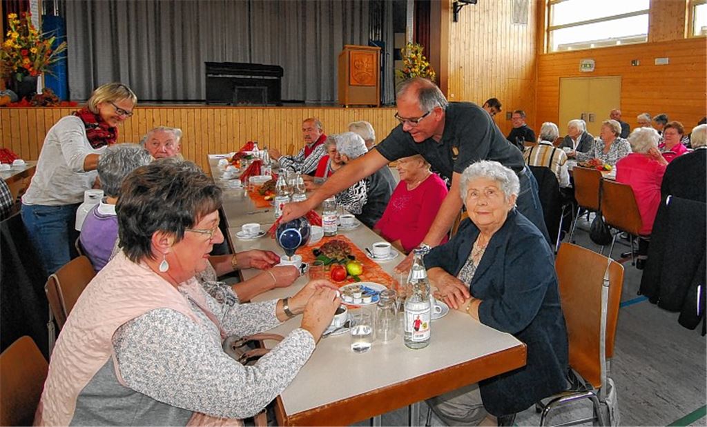 Senioren unterhalten
