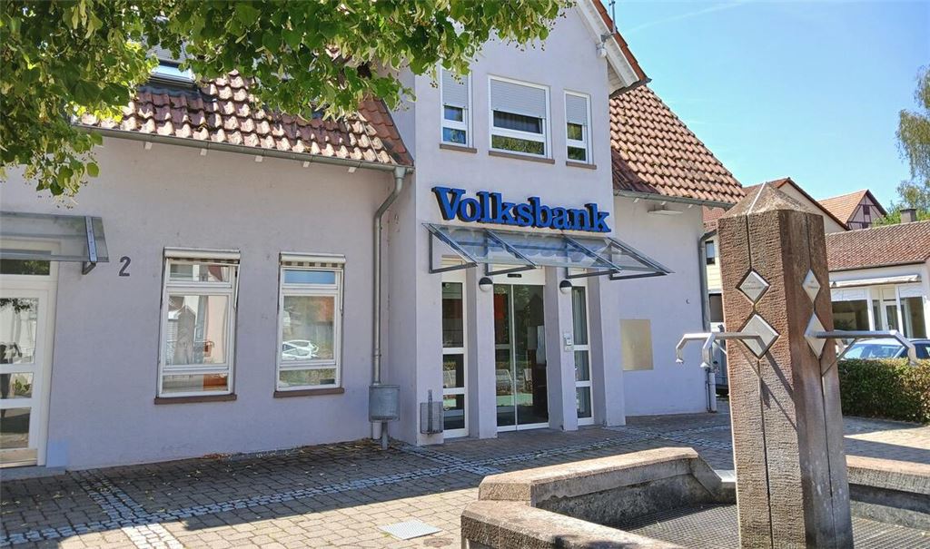 Gesucht und gefunden: „ZaiTRaum“ zieht in die alte Volksbank-Filiale. Foto: privat