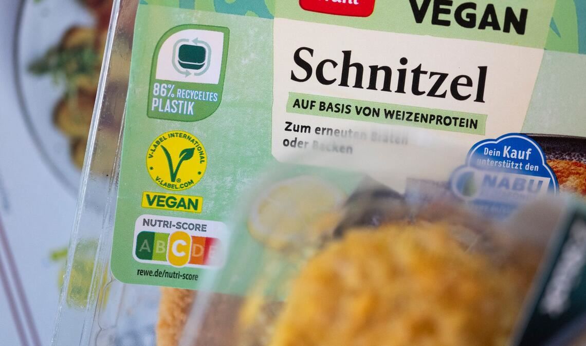 Gibt es künftig kein Schnitzel aus Soja oder Weizen mehr? (Symbolbild)