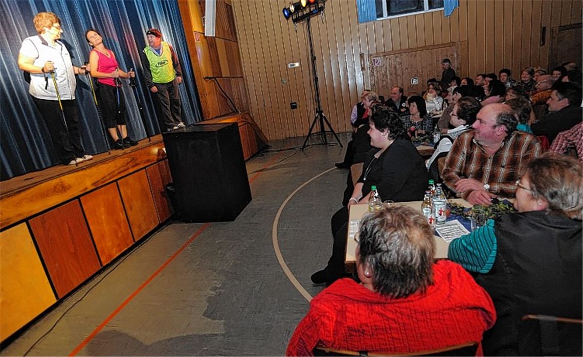 „Glaubersalz zum Nachtisch“ gibt es in der Festhalle Knittlingen. Foto: Fotomoment