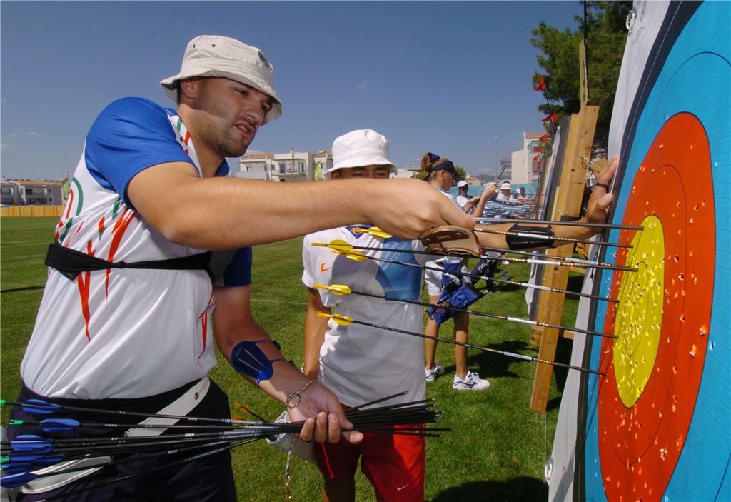 Gold in London. Aber auch Gold in Sternenfels? Olympiasieger Michele Frangilli aus Italien hat sich für den ersten „Eucrea Archery-Champions Day“ angesagt.  Archivfoto: StN/AFP