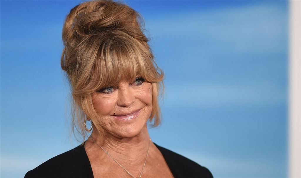 Goldie Hawn hält sich mit Trampolinspringen fit. (Archivbild)