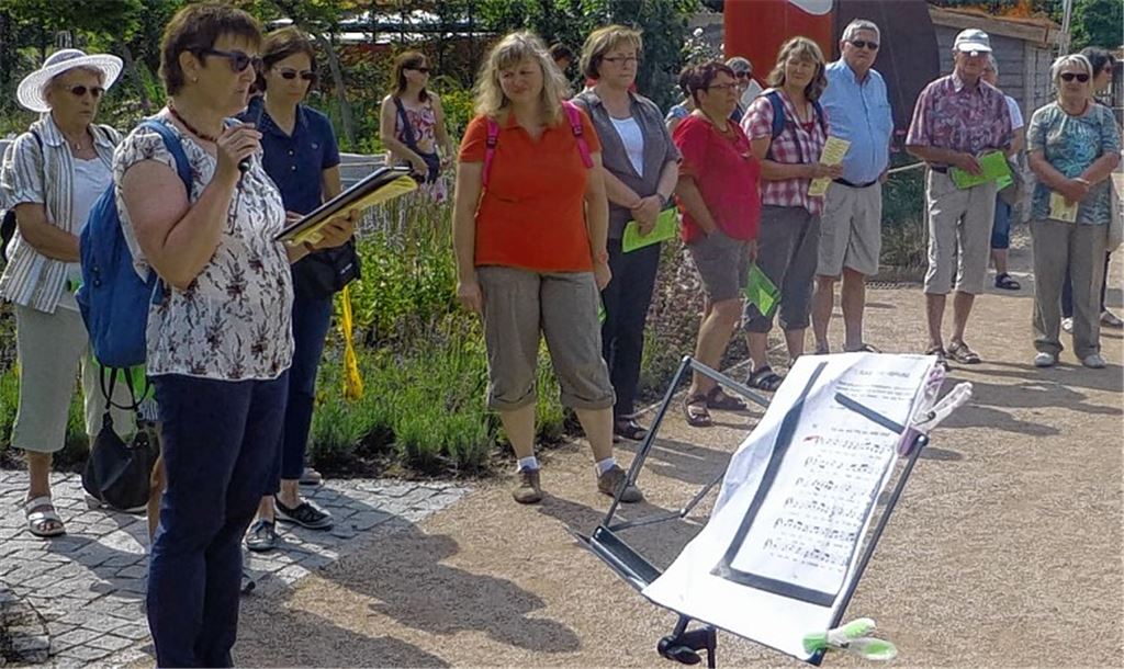 Gottesdienst auf der Gartenschau. Foto: privat