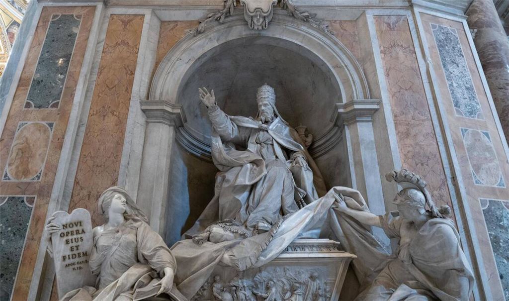 Grabmal von Papst Gregor XIII. im Petersdom in Rom.