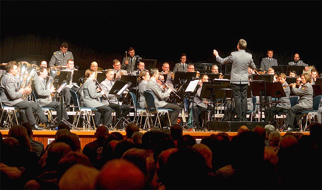Grandios: das Heeresmusikkorps Ulm brilliert in der Stromberghalle in Illingen. Foto: Stahlfeld