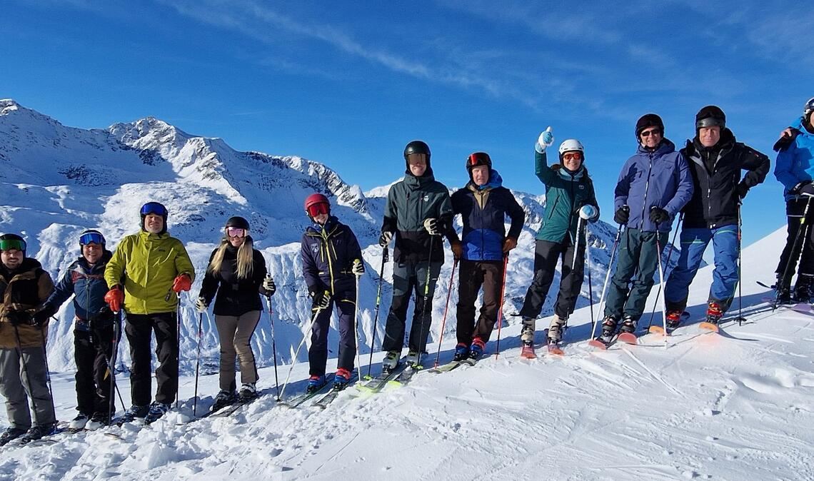 Grandiose Aussichten bieten die österreichischen Berge bei bestem Winterwetter.Foto: privat