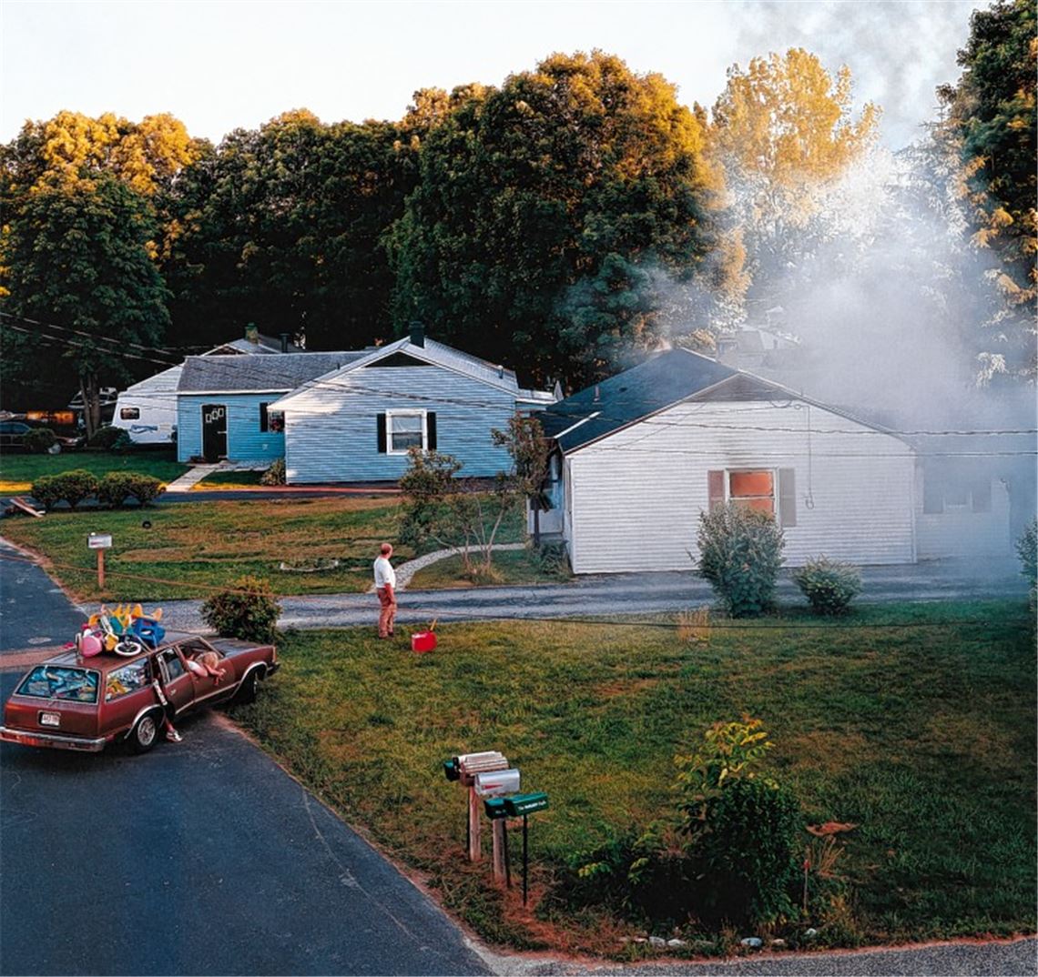 Gregory Crewdson, Untitled (Twilight Series), 1999, 120 x 150 Zentimeter.