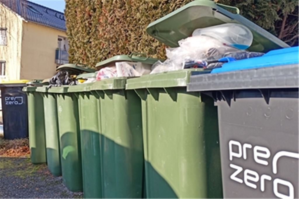 Grüne Tonnen werden bald abgeholt. Archivfoto: ram