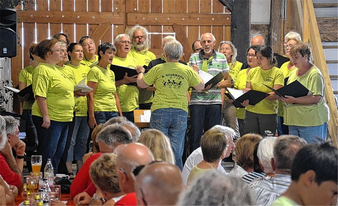 Guter Besuch freut den Liederkranz