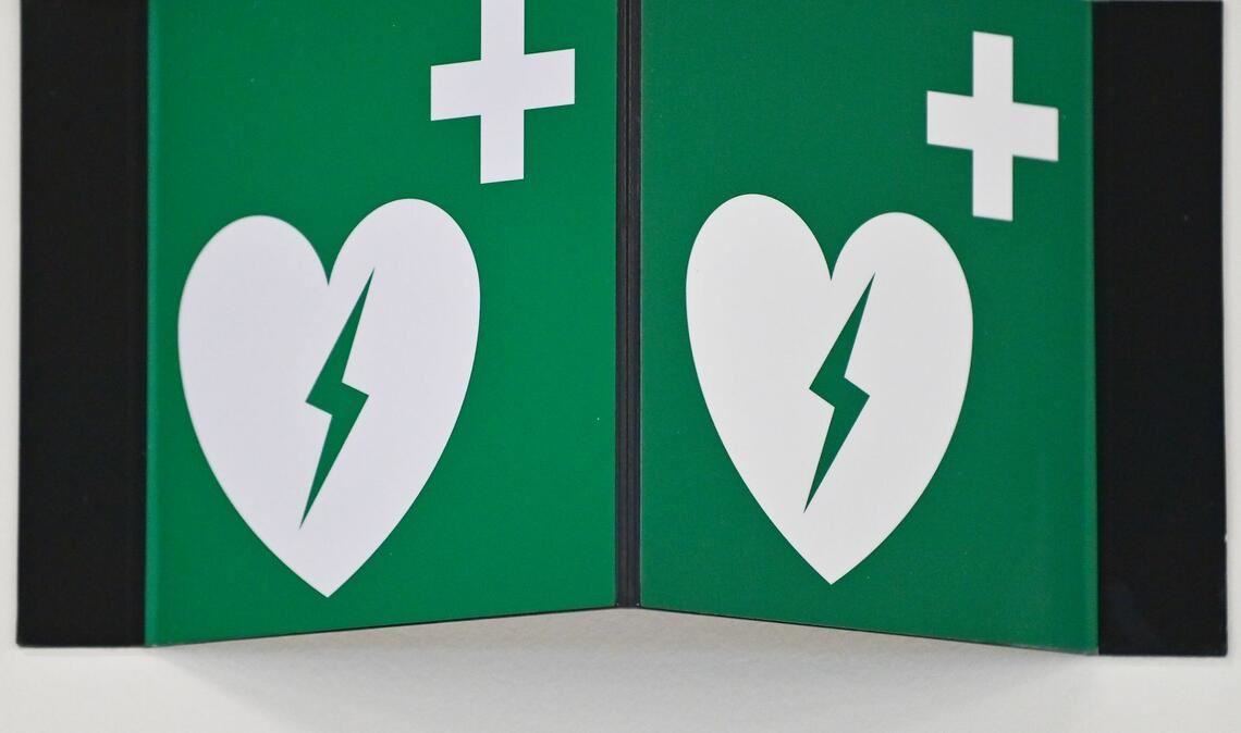 Gut ein Drittel aller Todesfälle bei Frauen waren im Jahr 2024 auf Erkrankungen des Herz-Kreislaufsystems zurückzuführen. (Symbolbild)