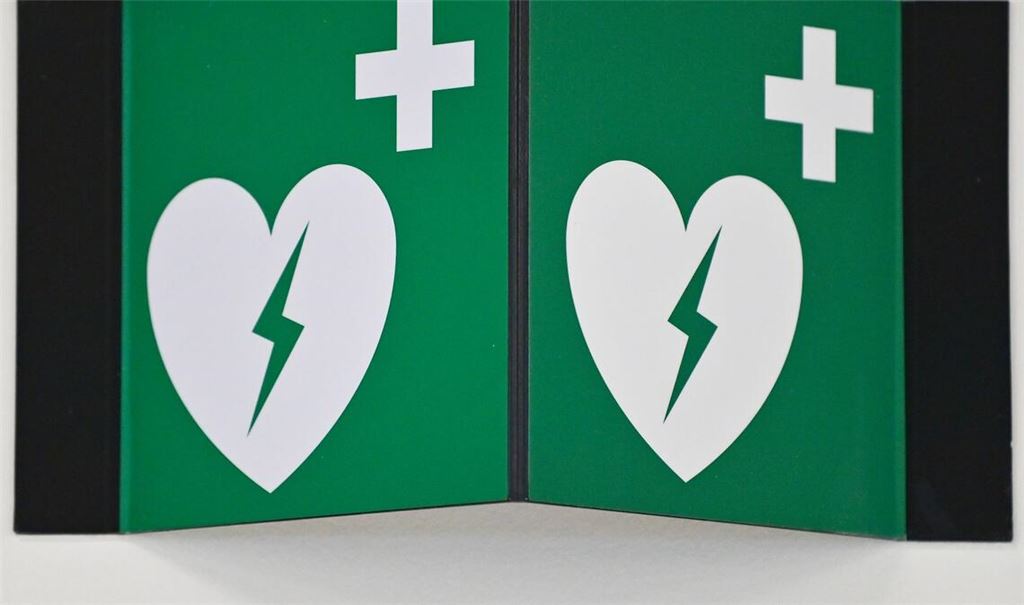 Gut ein Drittel aller Todesfälle bei Frauen waren im Jahr 2024 auf Erkrankungen des Herz-Kreislaufsystems zurückzuführen. (Symbolbild)