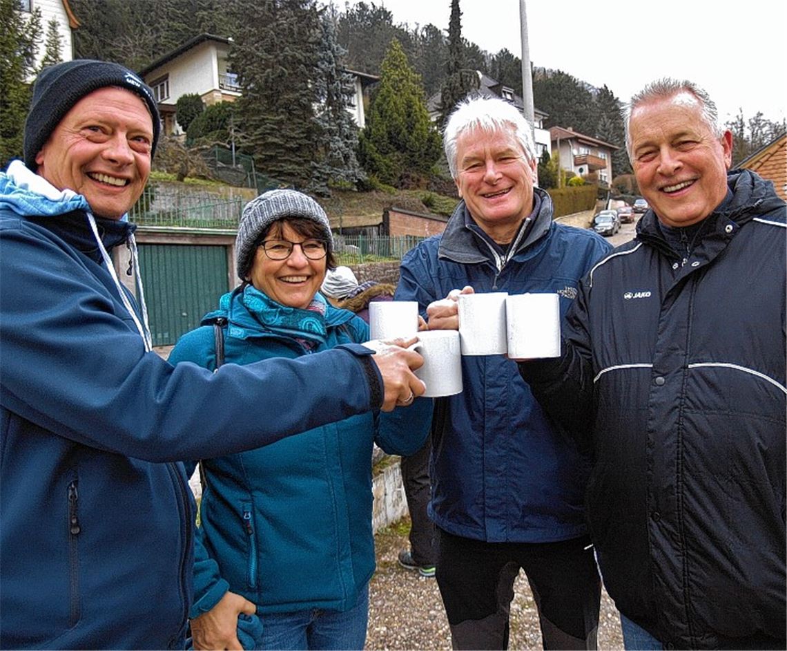 Spaß bei Glühwein und Stubenmusik