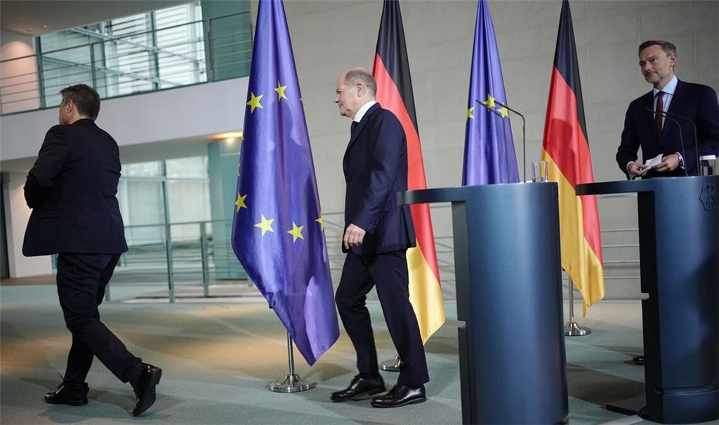 Habeck, Scholz, Lindner – für die Ampel war das Urteil aus Karlsruhe der Angang vom Ende.