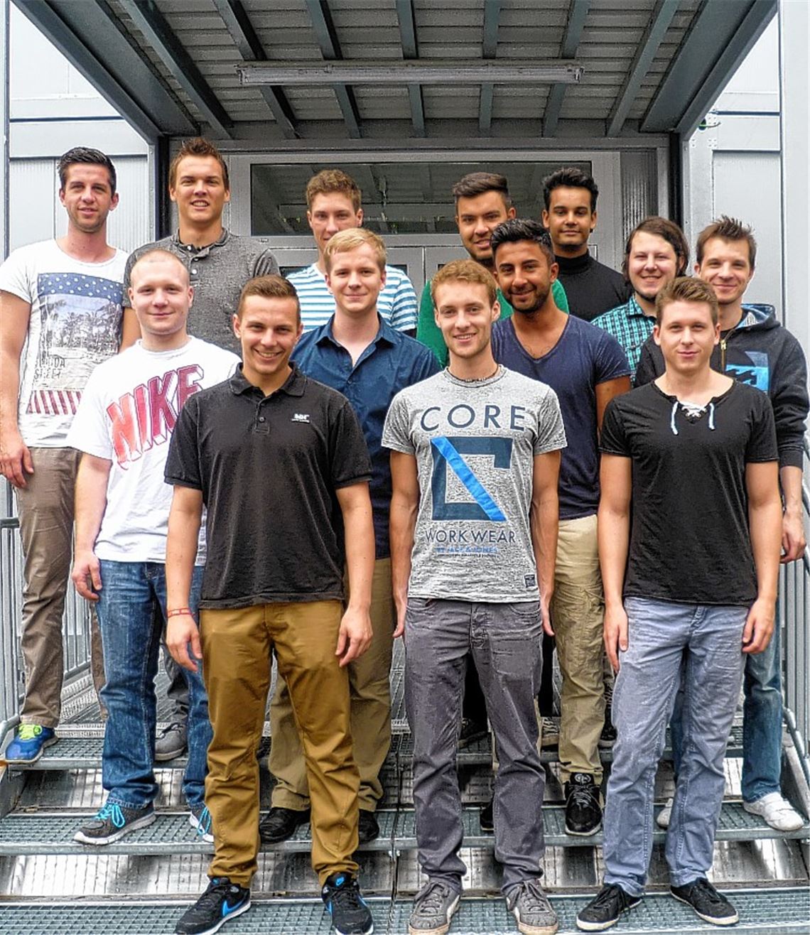 Haben die Hochschulreife in der Tasche: die Schüler des Berufskollegs an der Mühlacker Ferdinand-von-Steinbeis-Schule.