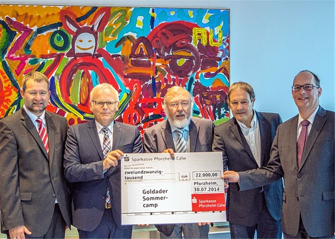 Halten für die Förderung von Kindern zusammen: Gert Hager (v. li)., Karl Röckinger, Wolfgang Klier, Bernd Rechel und Stephan Scholl.
