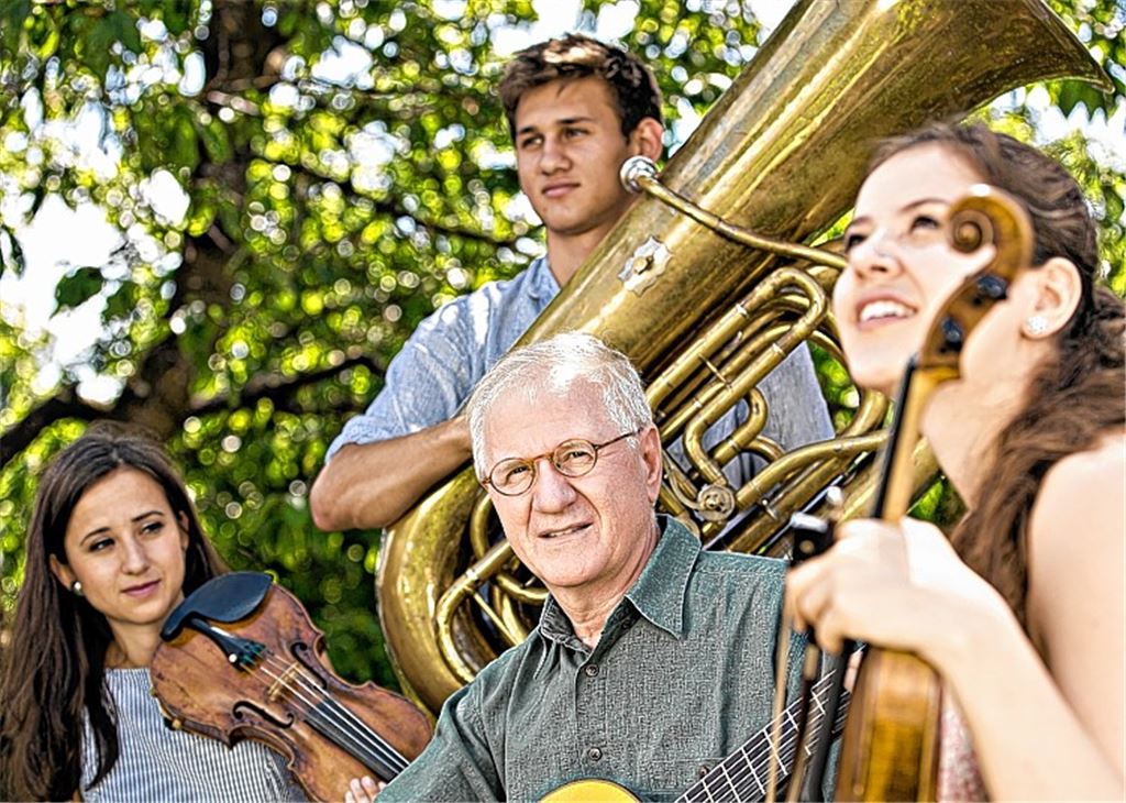 Eine schrecklich musikalische Familie