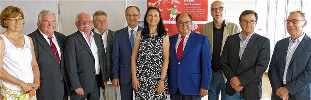 Hans Werner Köblitz (re.) übergibt sein Amt an Michael Lindner aus Calw.