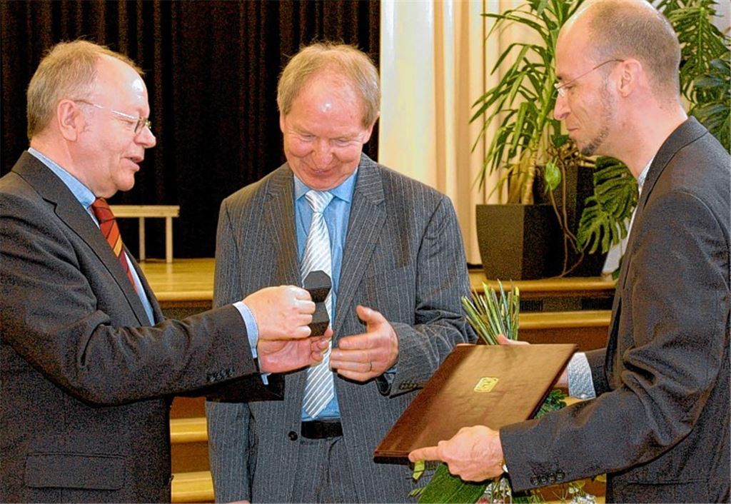 Hans-Willi Hefekäuser (v.li.), Jürgen Budday und Ralf Schöne, Generalsekretär des VDKC.