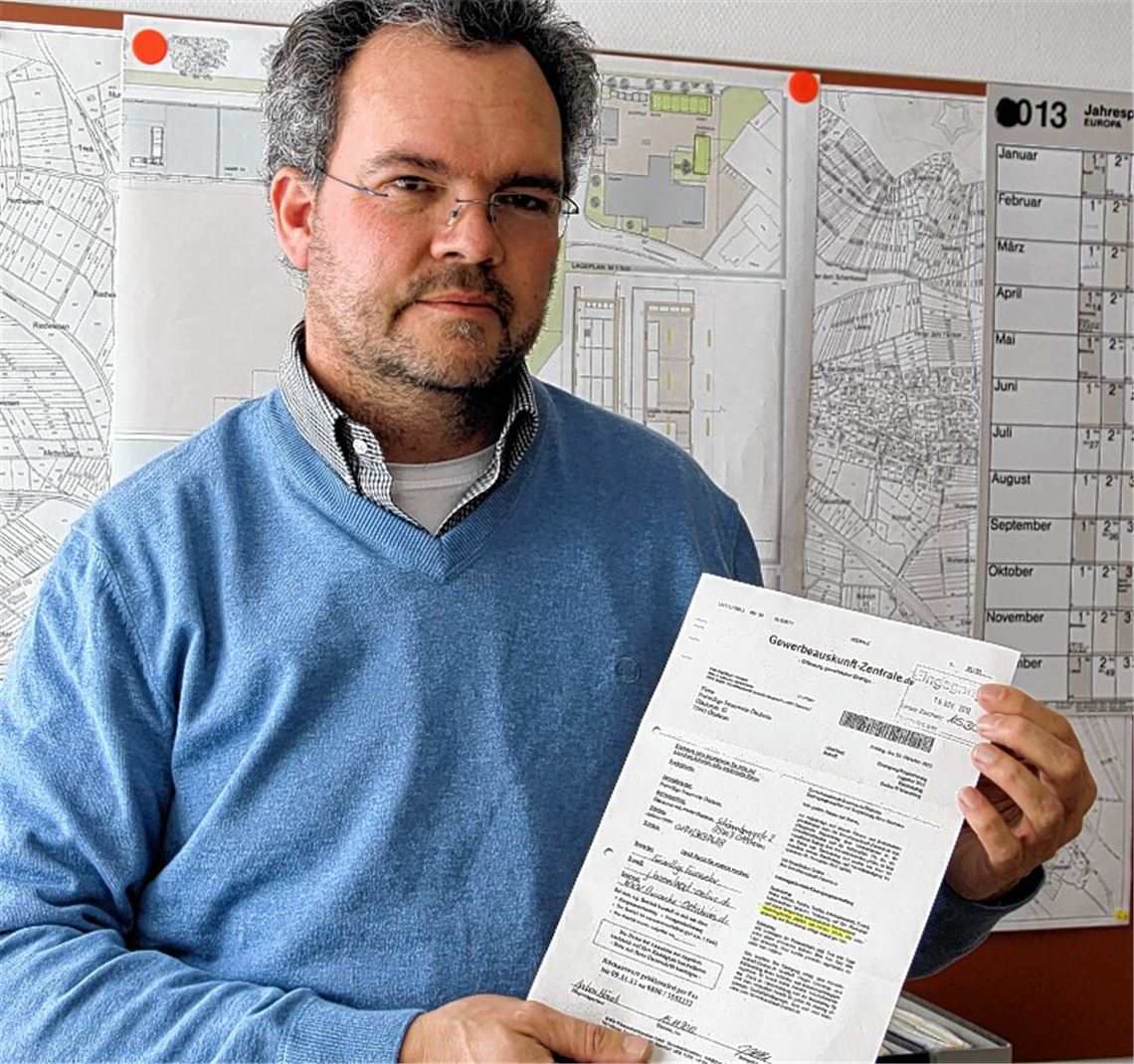 Hat Ärger mit einem Online-Dienst: Ötisheims Kämmerer Johannes Schulz.