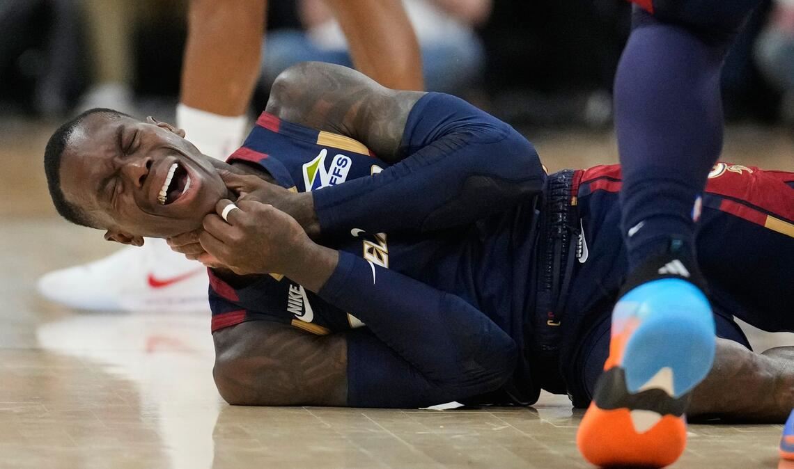 Hat in seiner Serie hart zu kämpfen: Dennis Schröder und die Cleveland Cavaliers verkürzen gegen Detroit.