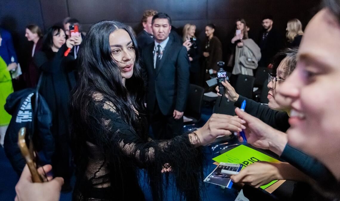 Hat mit "brat" den Zeitgeist geprägt: Charli xcx.