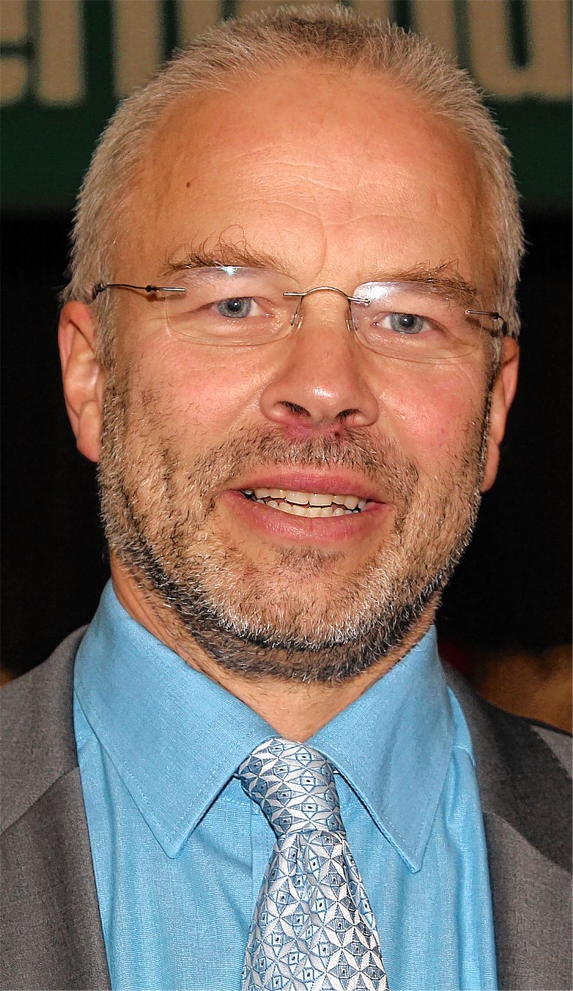 Zwischen Fleischpreis und Tierwohl Zwischen Fleischpreis und Tierwohl