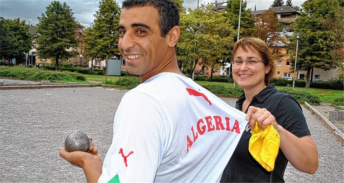 Heike Raab-Faci und Toufik Faci gehören zu den besten Boule-Spielern im Land, das hat das Ehepaar nun bei den Deutschen Meisterschaften und den Landesmeisterschaften bestätigt.  Archivfoto: Stahlfeld