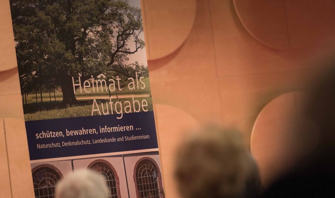 Heimat als Aufgabe – dazu gehört für den Schwäbischen Heimatbund auch der Schutz der freiheitlich-demokratischen Grundordnung.