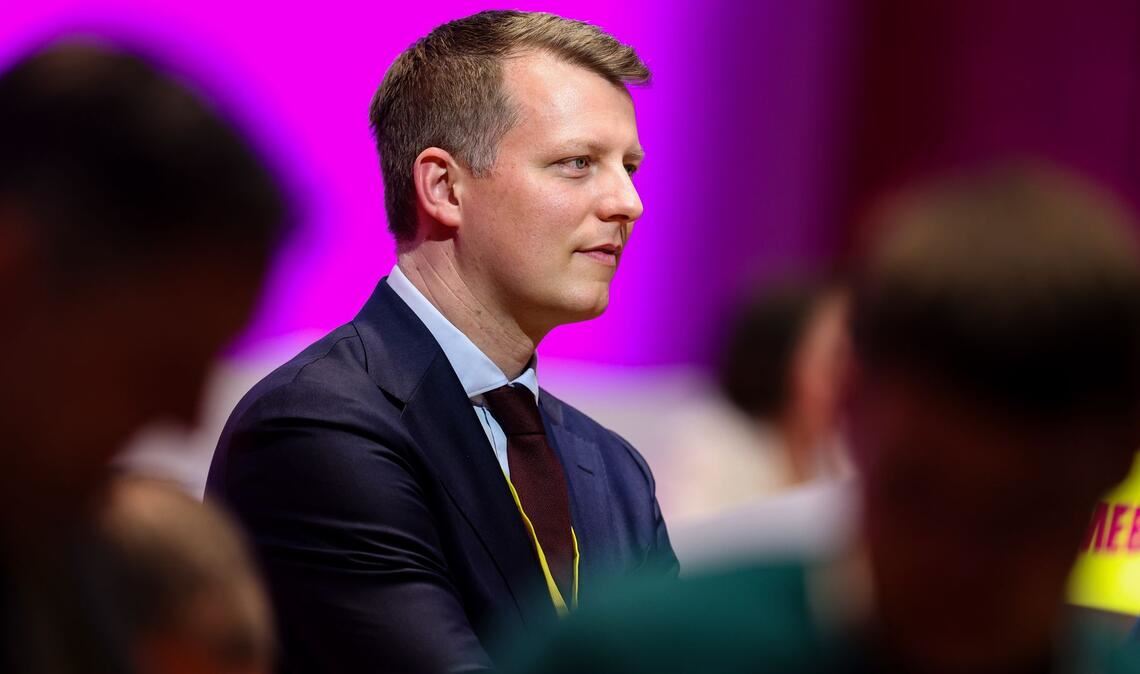 Henning Höne setzt nicht auf schrille Töne.