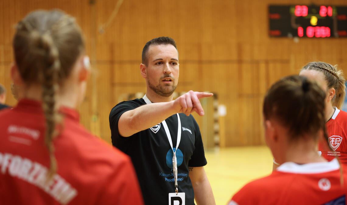 TG 88 Pforzheim
holen sich einen „dreckigen Sieg“ Henning Rupf und die TG88 Pforzheim setzen ihre Serie fort. Foto: Müller