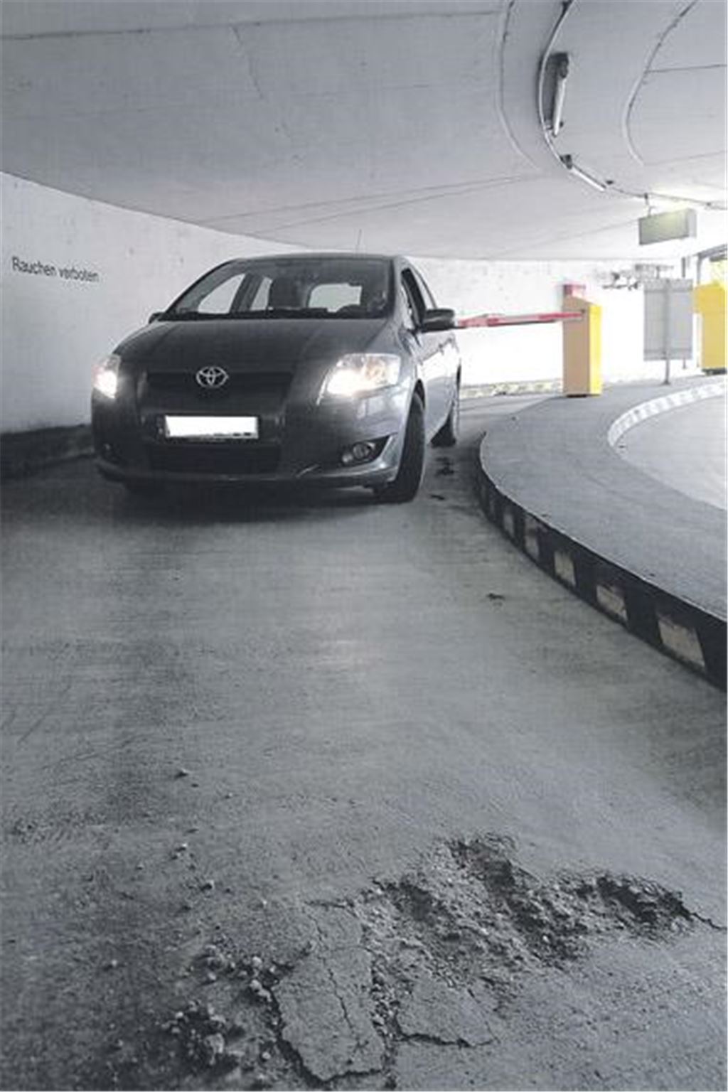 Herausforderung für die Stadt: Zumindest die Spindel der zentralen Tiefgarage ist dringend sanierungsbedürftig. Archivfoto: Disselhoff