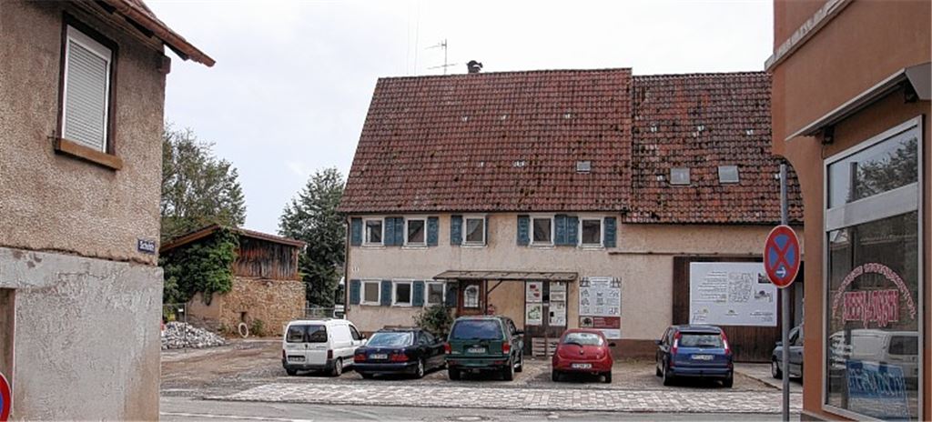 Historisches Kleinod: Den Erhalt des Anwesens Hofstraße 17, das nach Einschätzung von Experten 1504 erbaut wurde, hatten die Denkmalschützer des Landes sogar zur Bedingung dafür gemacht, dass weitere Fördergelder für die Ortskernsanierung in Dürrmenz fließen.